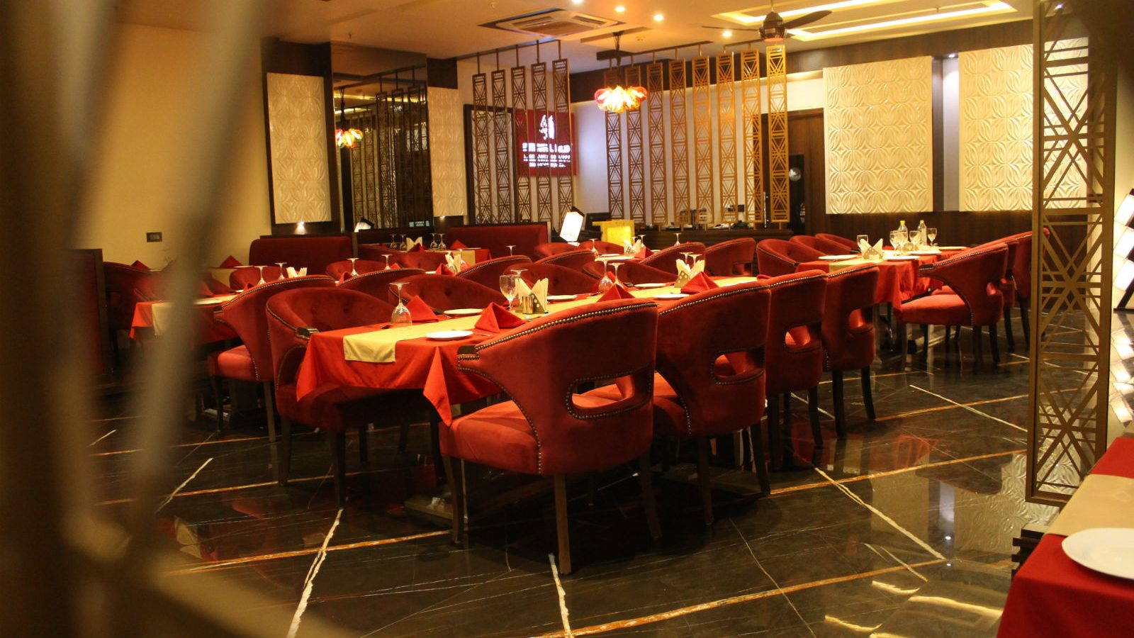 Welcome To The Hotel Radiance Park